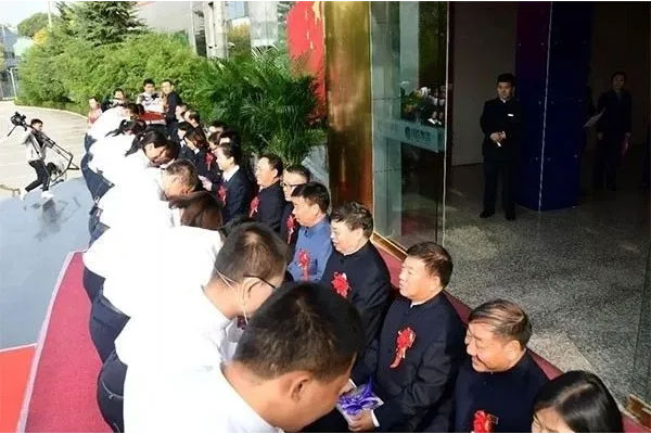 304am永利集团导师制拜师仪式 304am永利集团导师制拜师仪式