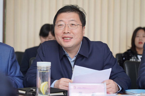 �ϵ���ί����ų��½Ӵ���