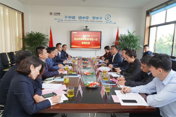 ˫��������̸����