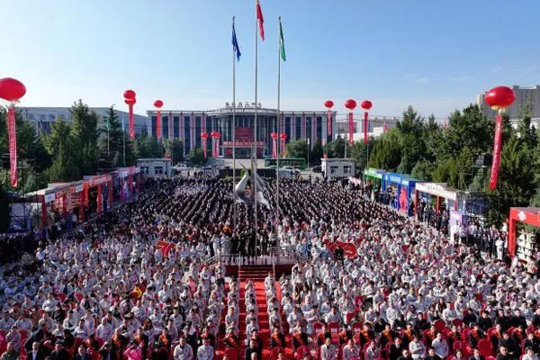 304am��������30�����˾˫��