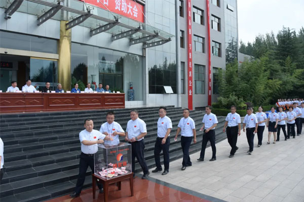 304am��������Ա�����ľ���